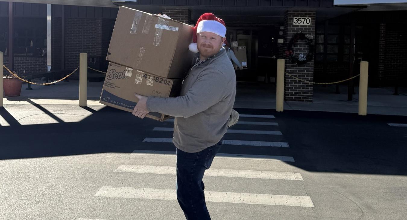 WREC Delivers Angel Tree Gifts to Citrus Springs Elementary