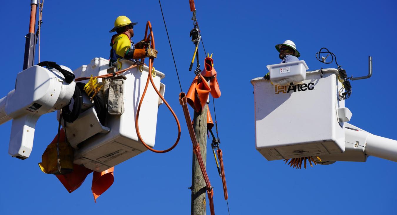 WREC's Safety Department Holds Gloving Orientation