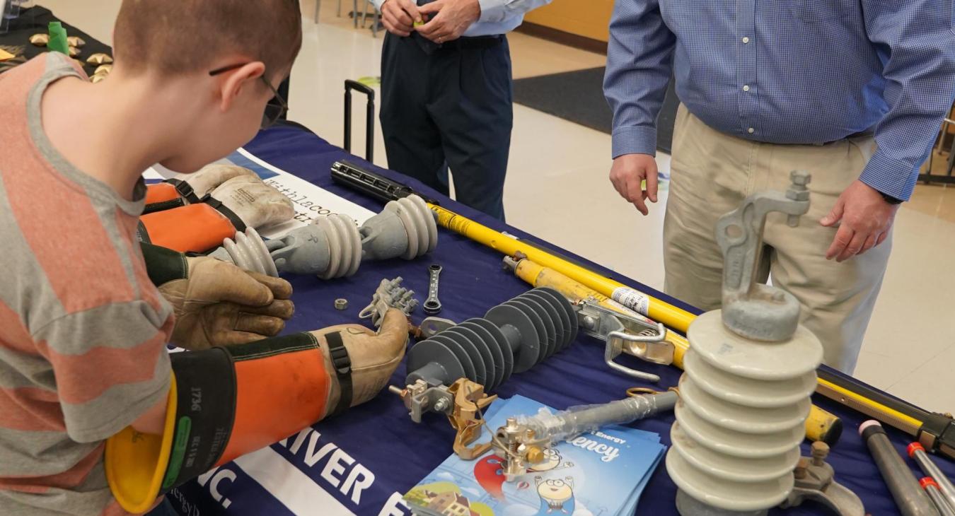 WREC Participates in Career Night at Deltona Elementary School