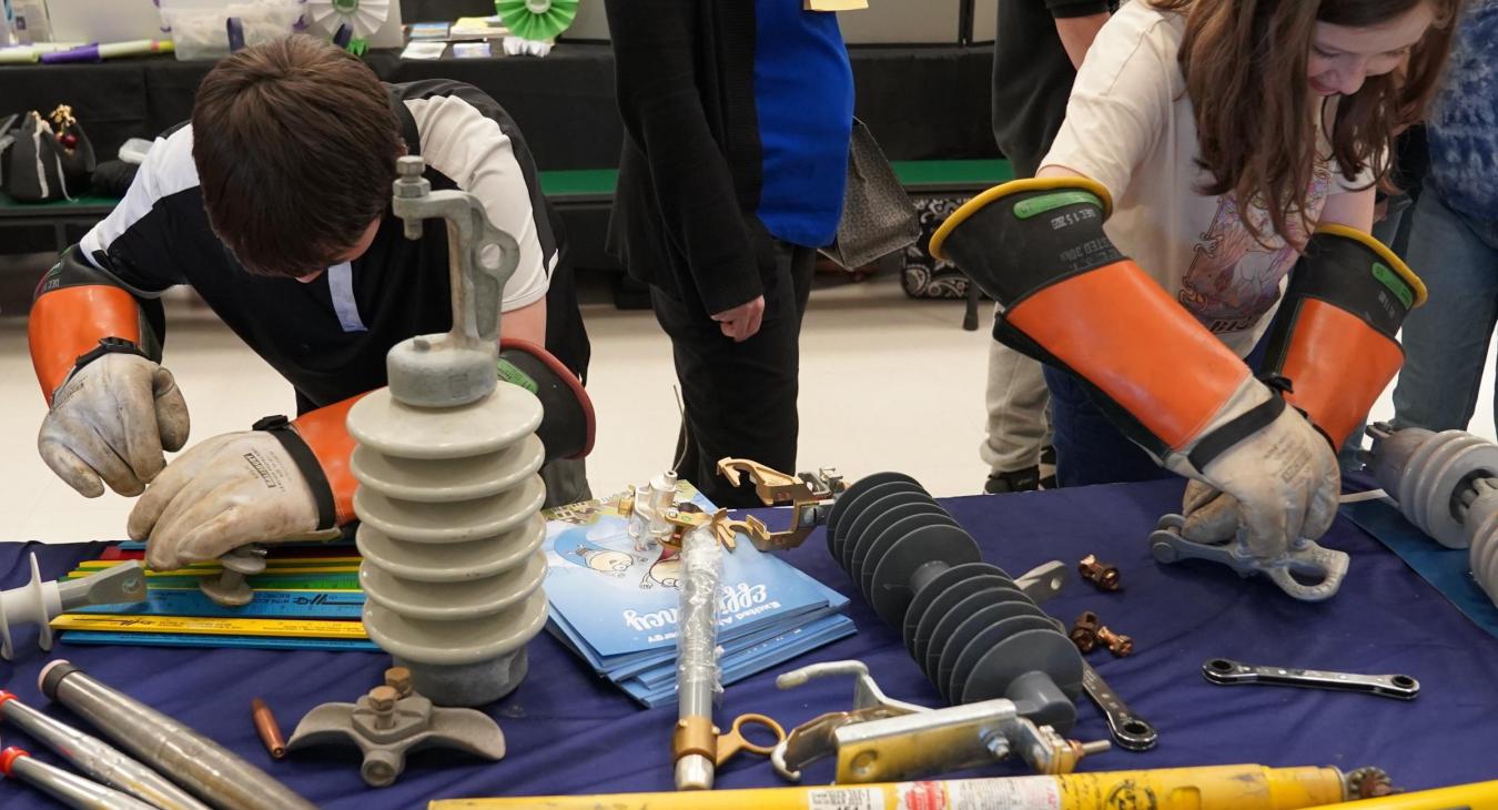 WREC Participates in Career Night at Deltona Elementary School