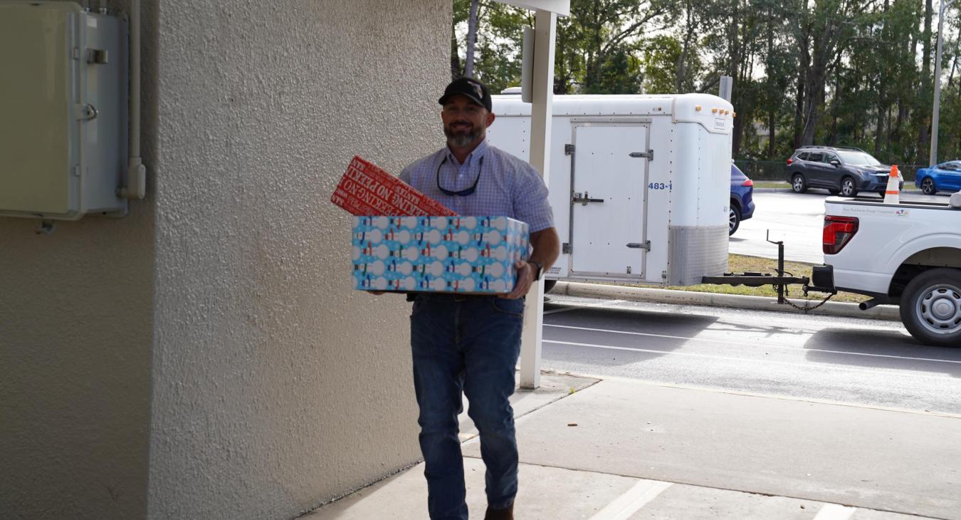 WREC Delivers Angel Tree Gifts to Quail Hollow Elementary School
