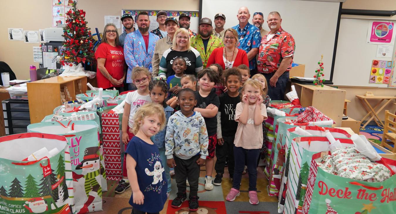 WREC Delivers Angel Tree Gifts to Fox Hollow Elementary School
