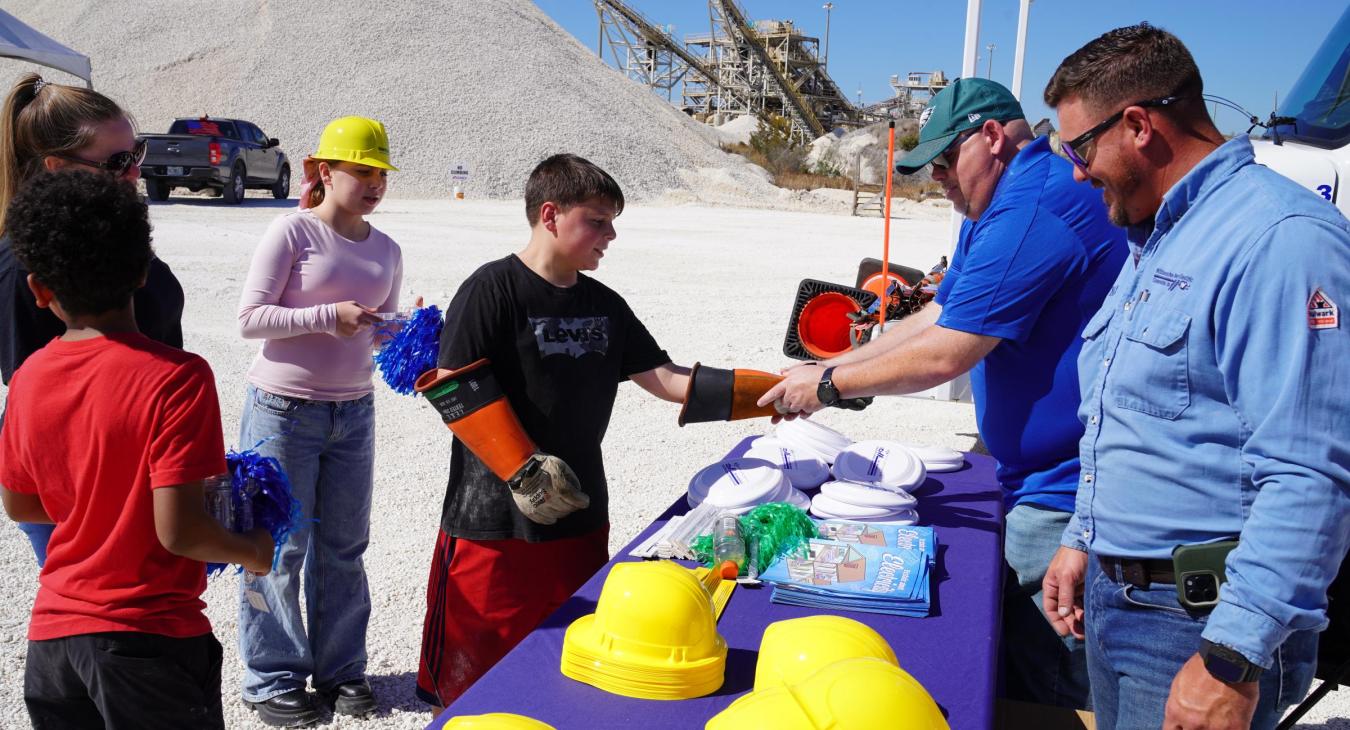 WREC Attends CEMEX Mega Machine Mania