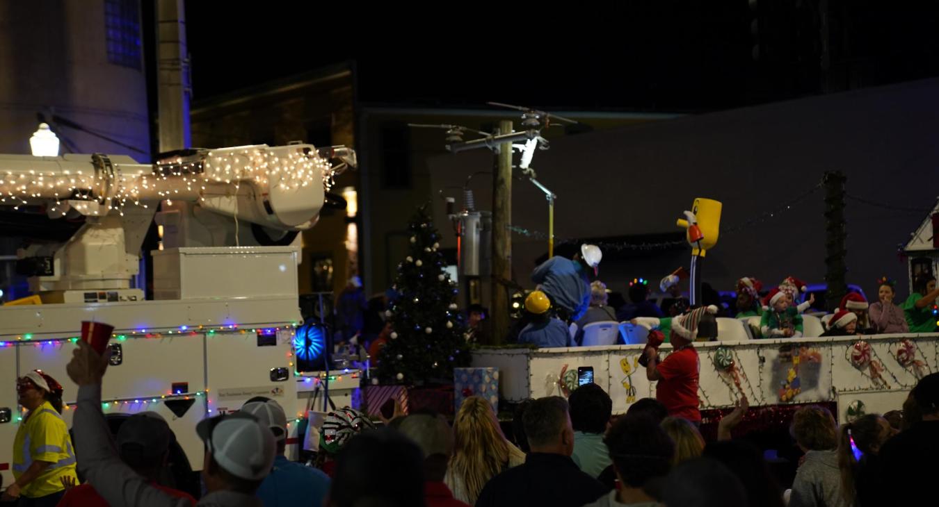 WREC Participates in Dade City Christmas Parade