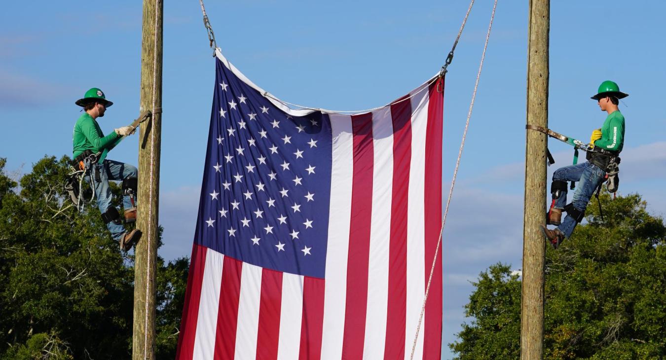 WREC Attends Lake-Sumter State College Lineworkers Bootcamp Graduation