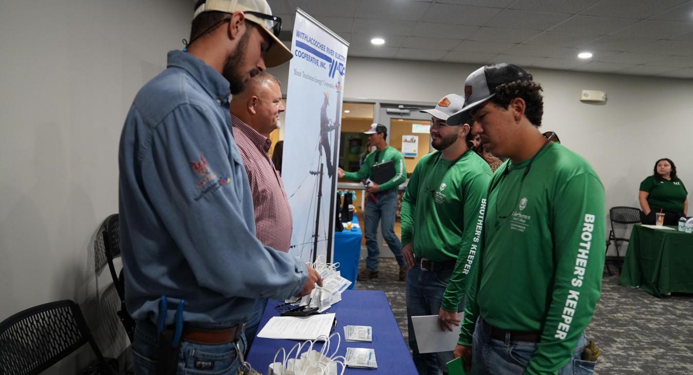WREC Attends Lake-Sumter State College Lineworkers Bootcamp Graduation