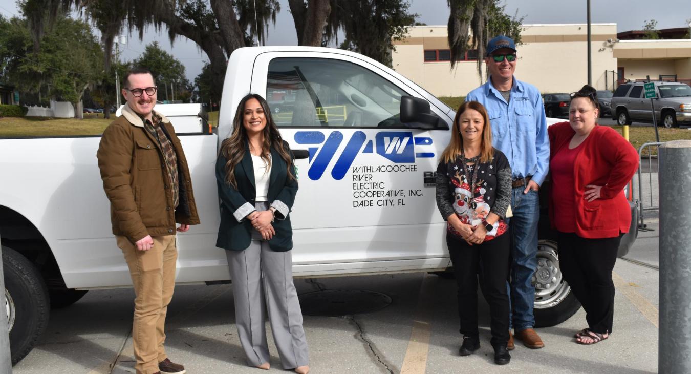 WREC Also Delivers Angel Tree Gifts to Pasco Elementary School