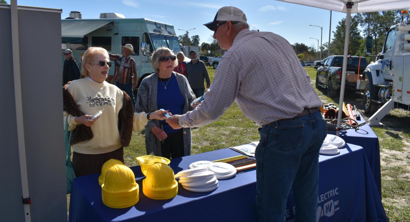 WREC Participates in 1st Annual Pasco Appreciation Day Car Show