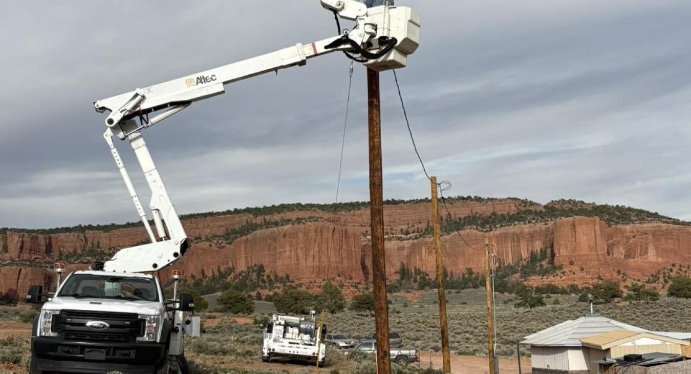WREC Employees Begin Work on Light Up Navajo Project