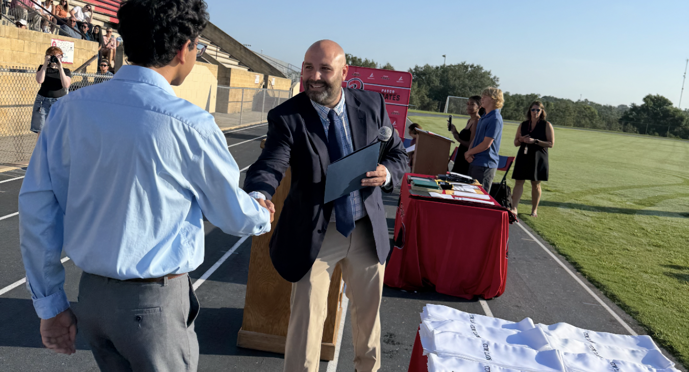 WREC Scholarships Awarded at Pasco High School